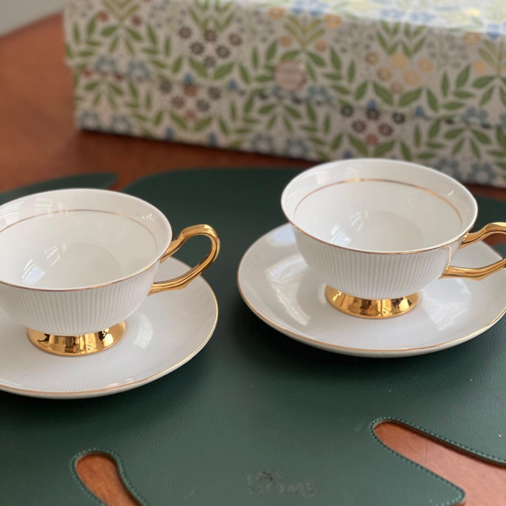 Royalty Tea Cup and Saucer Set of 12 with Gold Finish