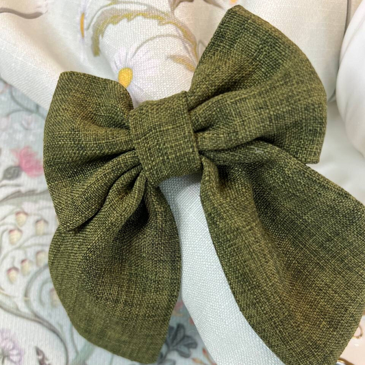 Green Fancy Bow Napkin Holder