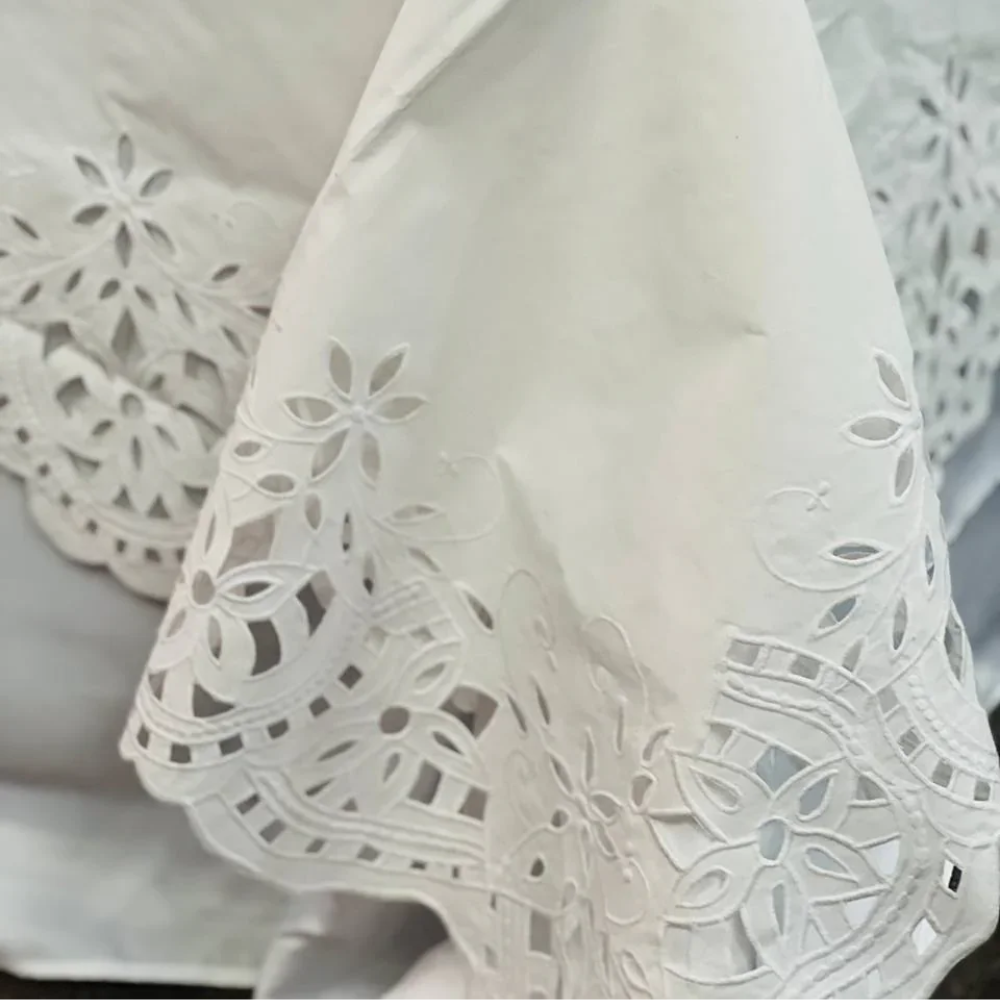 Richelieu Premium Table Cloth