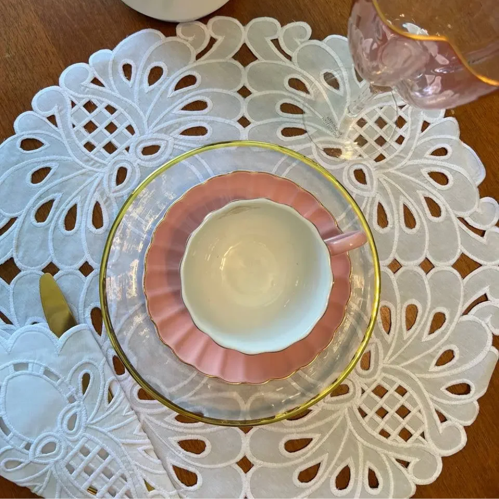 Richelieu Round Placemat