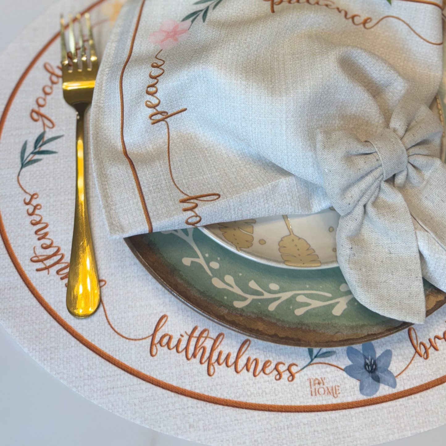 Words of Autumn Round Placemat